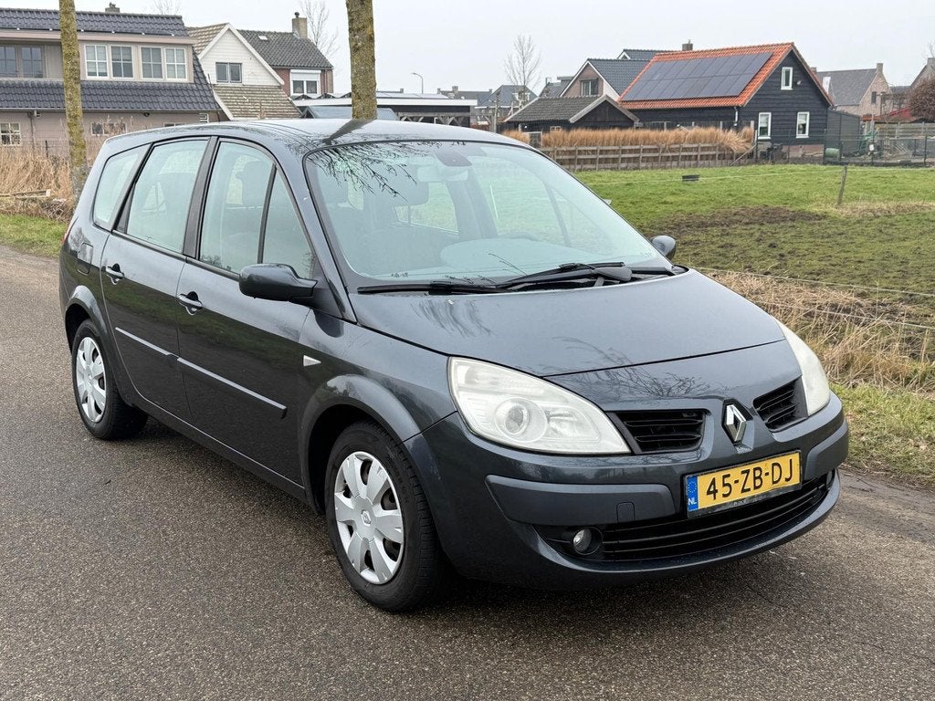 Renault Grand Scénic 2.0-16V Business Line APK 04-2026 Airc, Auto's, Renault, Voorwielaandrijving, 1998 cc, Gebruikt, 4 cilinders