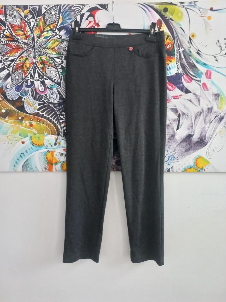 Donkergrijze comfy broek van By Toni - Maat 38, Kleding | Dames, Maat 38/40 (M), By Toni, Ophalen of Verzenden, Zo goed als nieuw