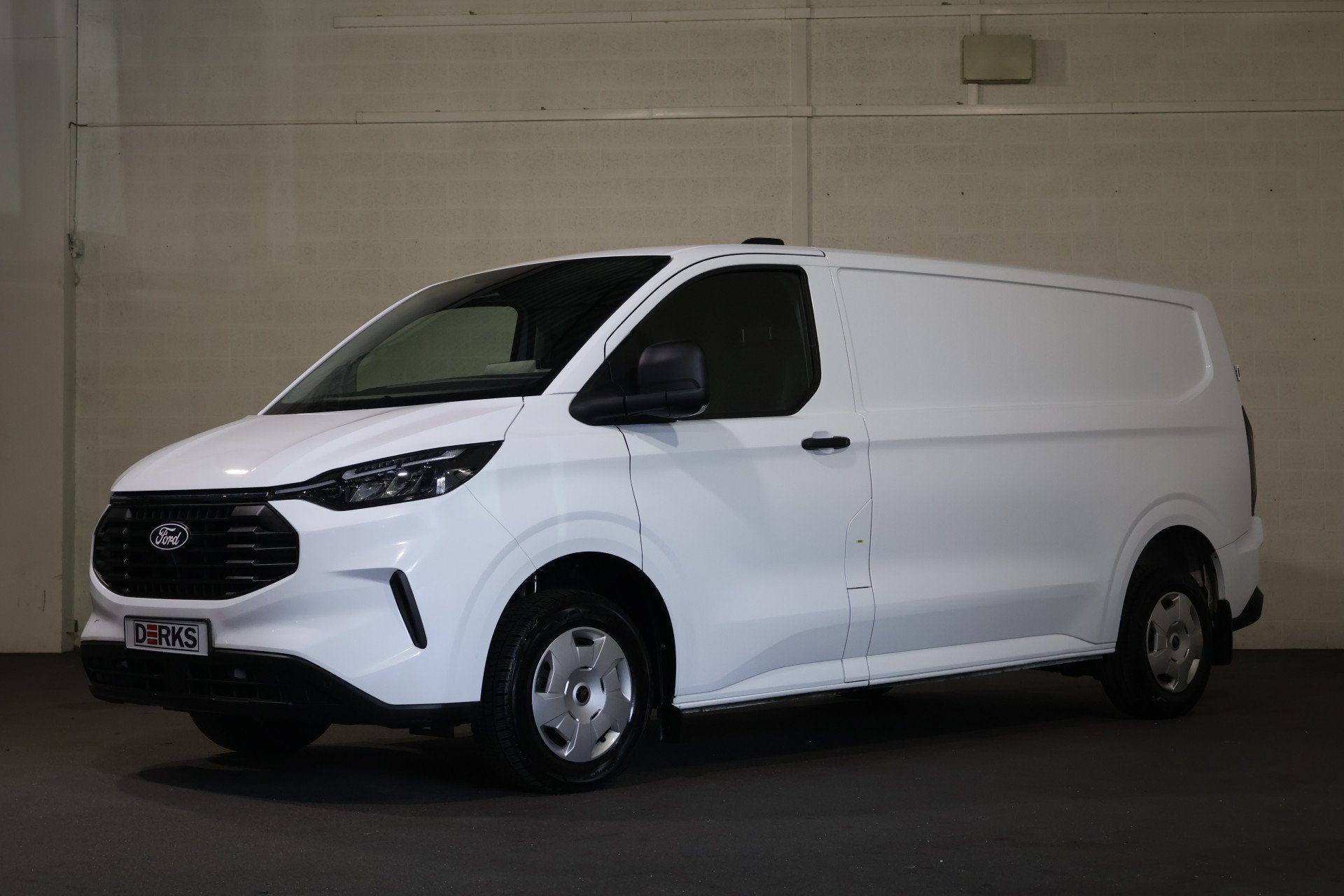 Ford Transit Custom 2.0 TDci 136pk L2 H1 Trend (koelwagen in, Auto's, Voorwielaandrijving, Gebruikt, 1836 kg, 4 cilinders