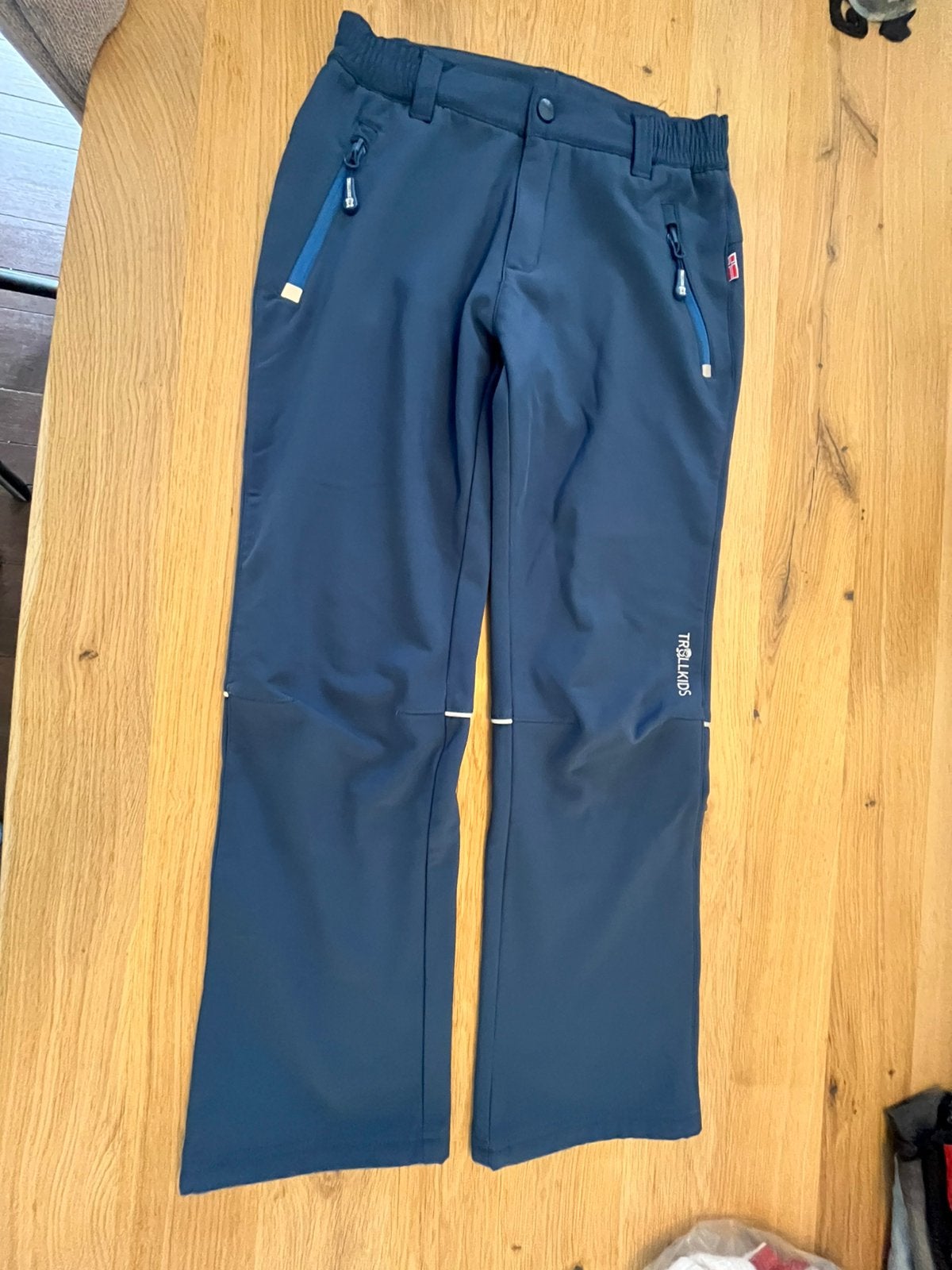 Trollkids softshell Broeken gevoerd maat 152, Ophalen, Zo goed als nieuw, Jongen of Meisje, Broek