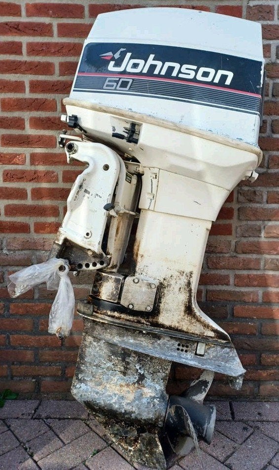 Johnson en Evinrude 60pk 2 takt buitenboordmotor langstaart, Watersport en Boten, Buiten- en Binnenboordmotoren, Ophalen, Gebruikt