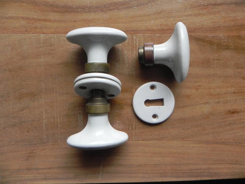 Te koop : set porceleine deurknoppen, Ophalen of Verzenden