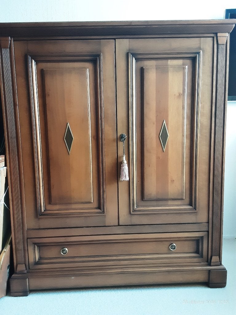 PRACHTIGE MASSIEVE KERSEN HOUTEN KAST, Ophalen