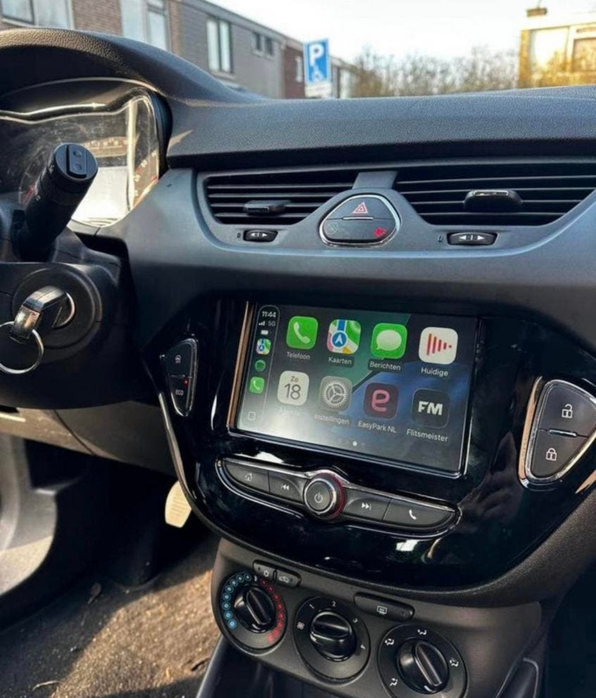 Opel Adam/Corsa E Intellilink 4.0 upgrade met Carplay, Auto diversen, Autoradio's, Ophalen of Verzenden, Zo goed als nieuw