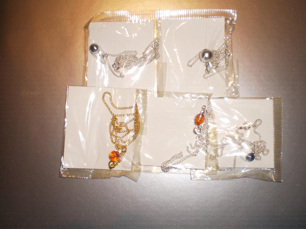 kettingkjes met kraal o.a, Sieraden, Tassen en Uiterlijk, Kettingen, Nieuw, Overige materialen, Overige kleuren, Ophalen of Verzenden