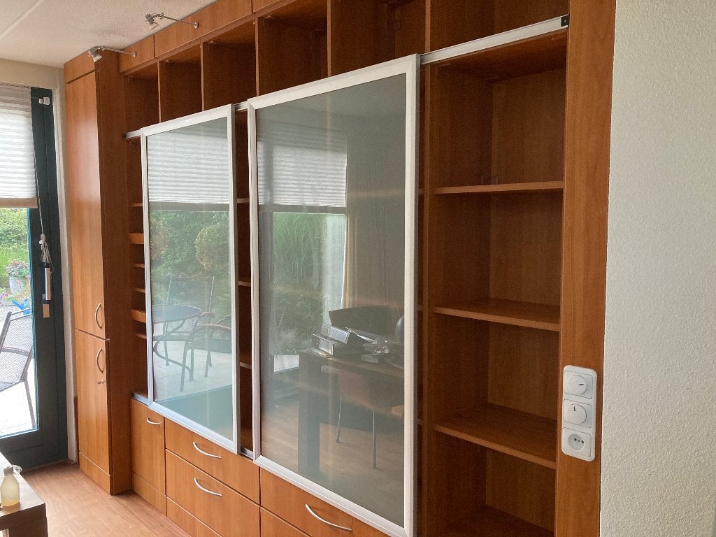 IP20 grote wandkast kersenhouten kleur, Huis en Inrichting, Ophalen, 200 cm of meer, Zo goed als nieuw, 25 tot 50 cm
