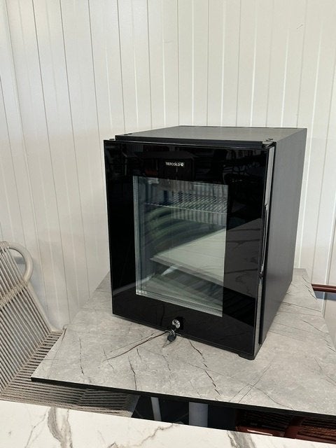 2 stuks mini koelkast mini bar hotel b&b nieuw tefcold, Ophalen, Zonder vriesvak, Nieuw, Minder dan 75 liter
