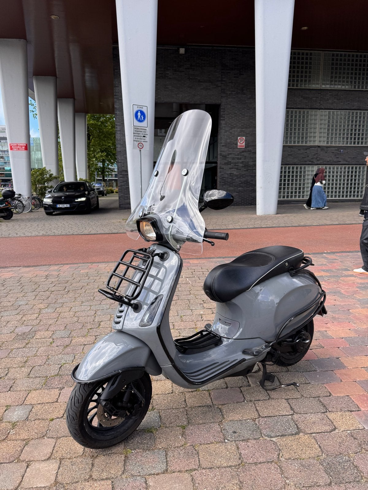 Vespa Sprint 2016 - Goede staat, met alarm en begrenzer, Fietsen en Brommers, Scooters | Vespa, Gebruikt, Overige modellen, Maximaal 45 km/u