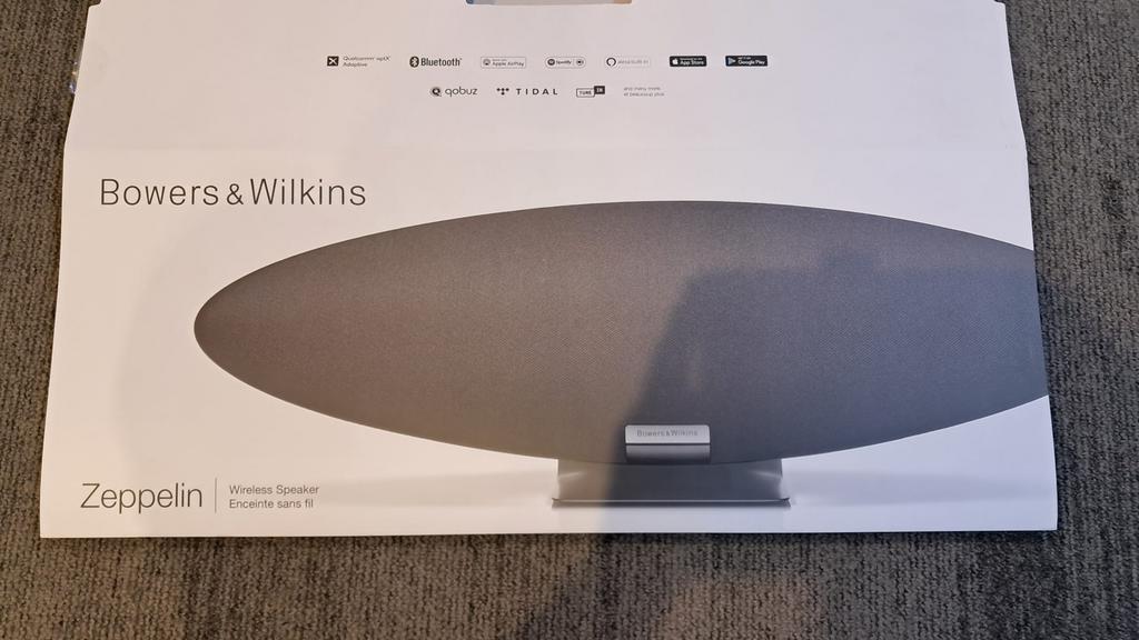 B&W Zeppelin speaker nieuw, Audio, Tv en Foto, Luidsprekers, Ophalen of Verzenden, Zo goed als nieuw, Bowers & Wilkins (B&W), Center speaker