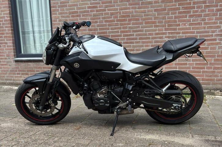 Yamaha MT-07 2014 ABS en extra’s, Motoren, Motoren | Yamaha, Particulier, Naked bike, meer dan 35 kW, 2 cilinders, Motorrijbewijs A