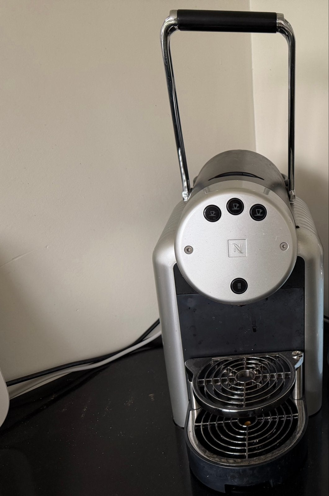 Nespresso Zenius Koffiemachine - Zakelijk Gebruik, Koffiepads en cups, Gebruikt, 10 kopjes of meer, Koffiemachine