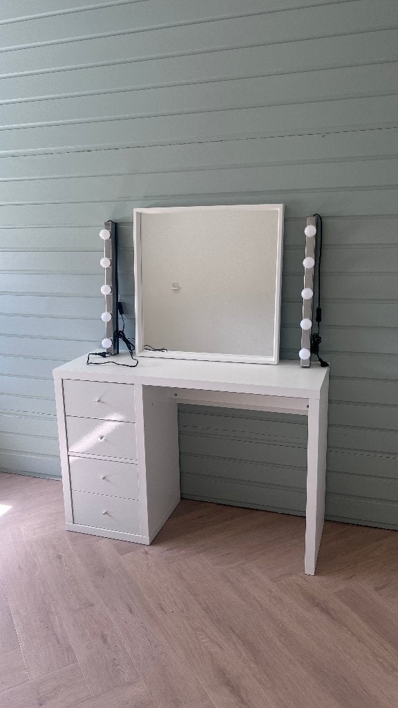 Make-up/kaptafel met lamp en spiegels IKEA KALLAX, Huis en Inrichting, Tafels | Kaptafels, Ophalen, Zo goed als nieuw, 100 tot 150 cm