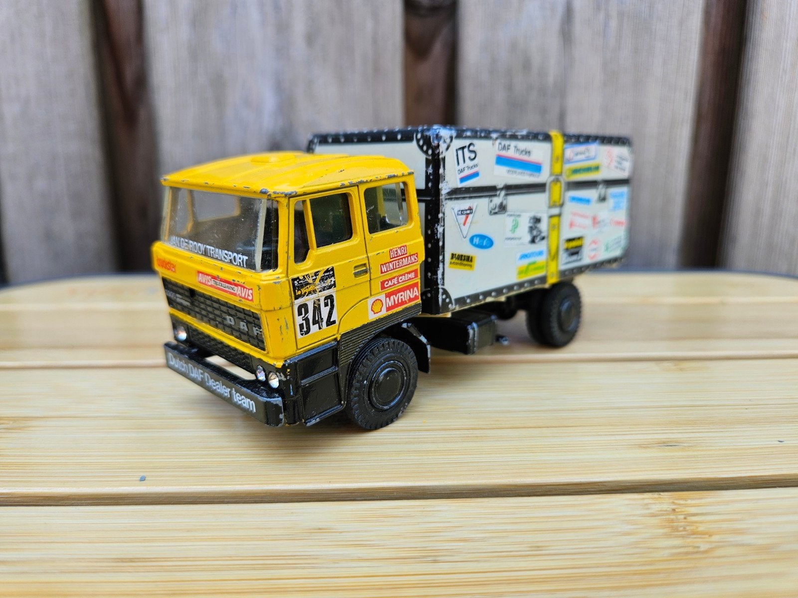 Lioncar Daf 2800 Parijs Dakar De Koffer Jan de Rooij 1:50, Ophalen of Verzenden, Zo goed als nieuw, Bus of Vrachtwagen, Overige merken