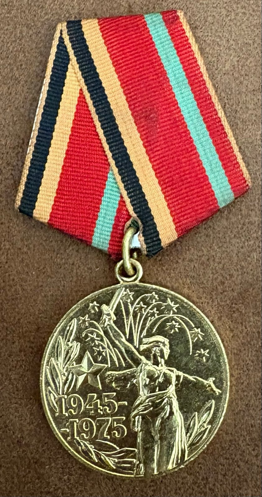 Sovjet Medaille 30 Jaar Overwinning WOII, Ophalen of Verzenden, Overige materialen, Buitenland