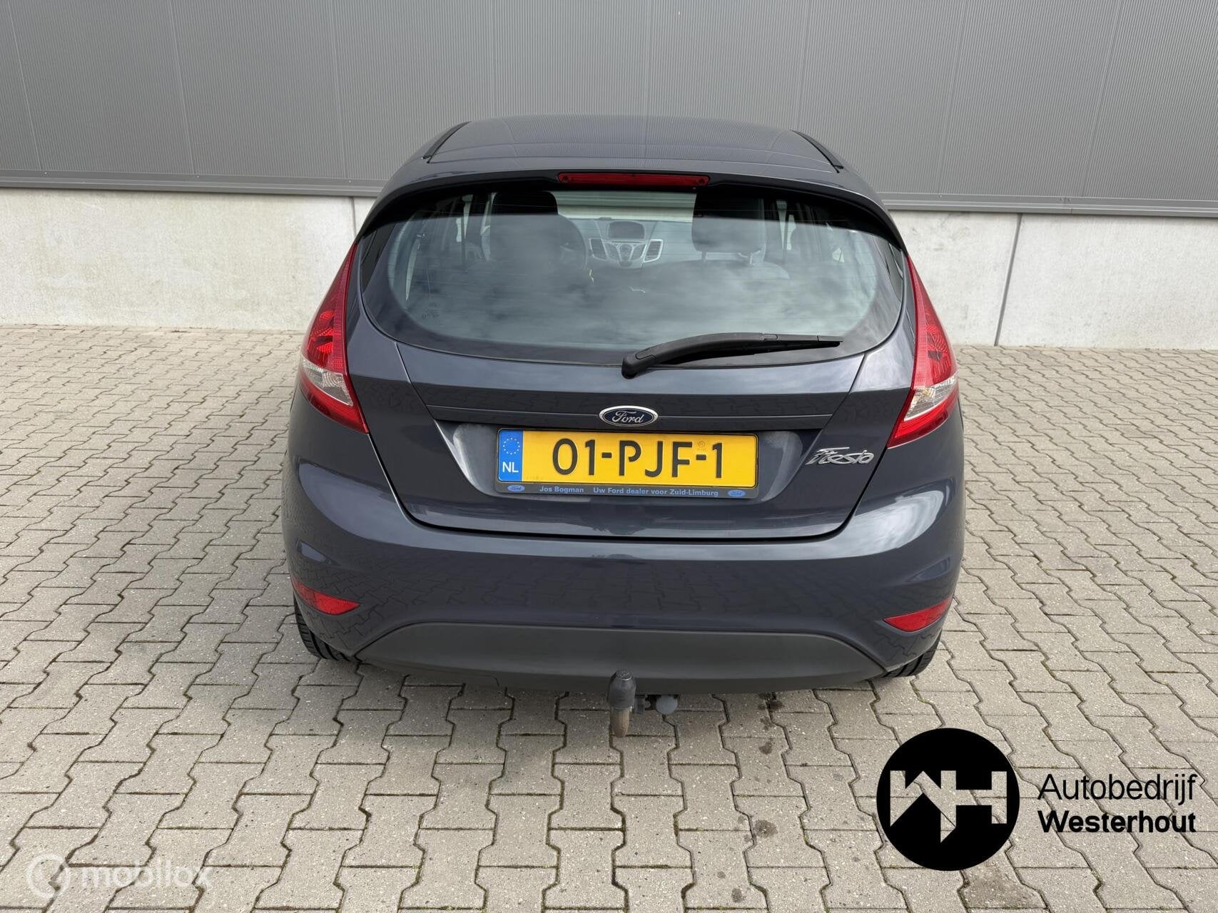 Foto 8 van Ford Fiesta 1.25 Limited|AIRCO|ELEKTR RAMEN|NWE BANDEN