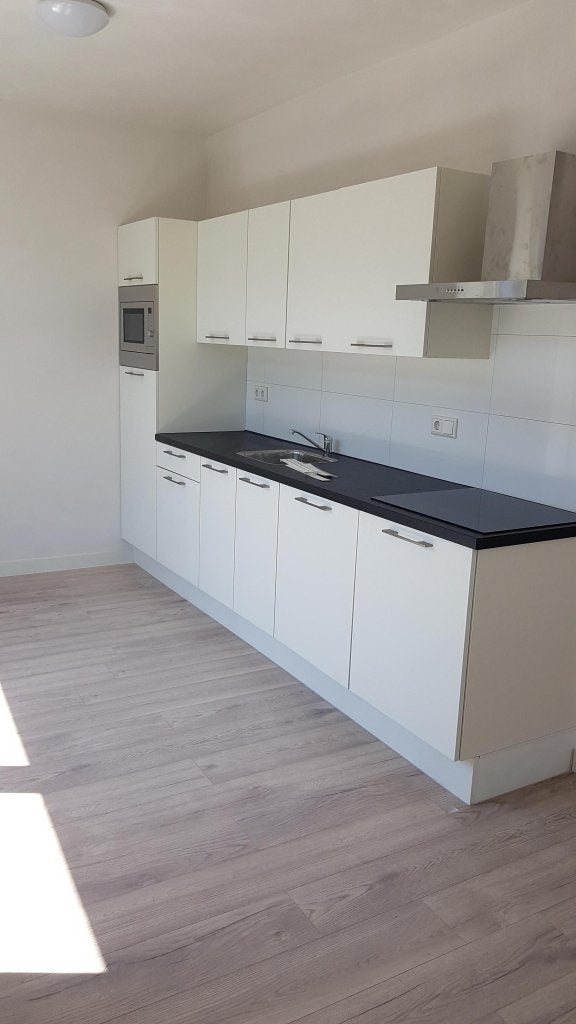 NIEUW! Woonruimte te huur Laaresstraat, Enschede