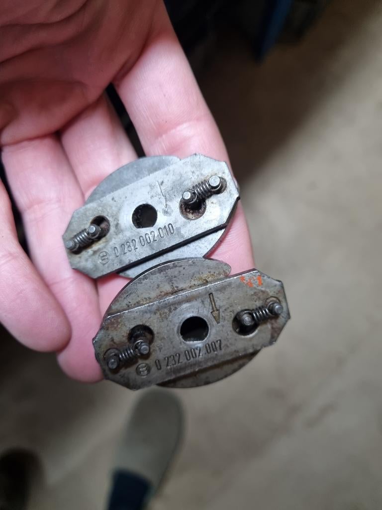 Vervroegers BMW /5 en /6 tot 1974 (2 stuks), Motoren, Onderdelen | BMW, Ophalen of Verzenden, Gebruikt