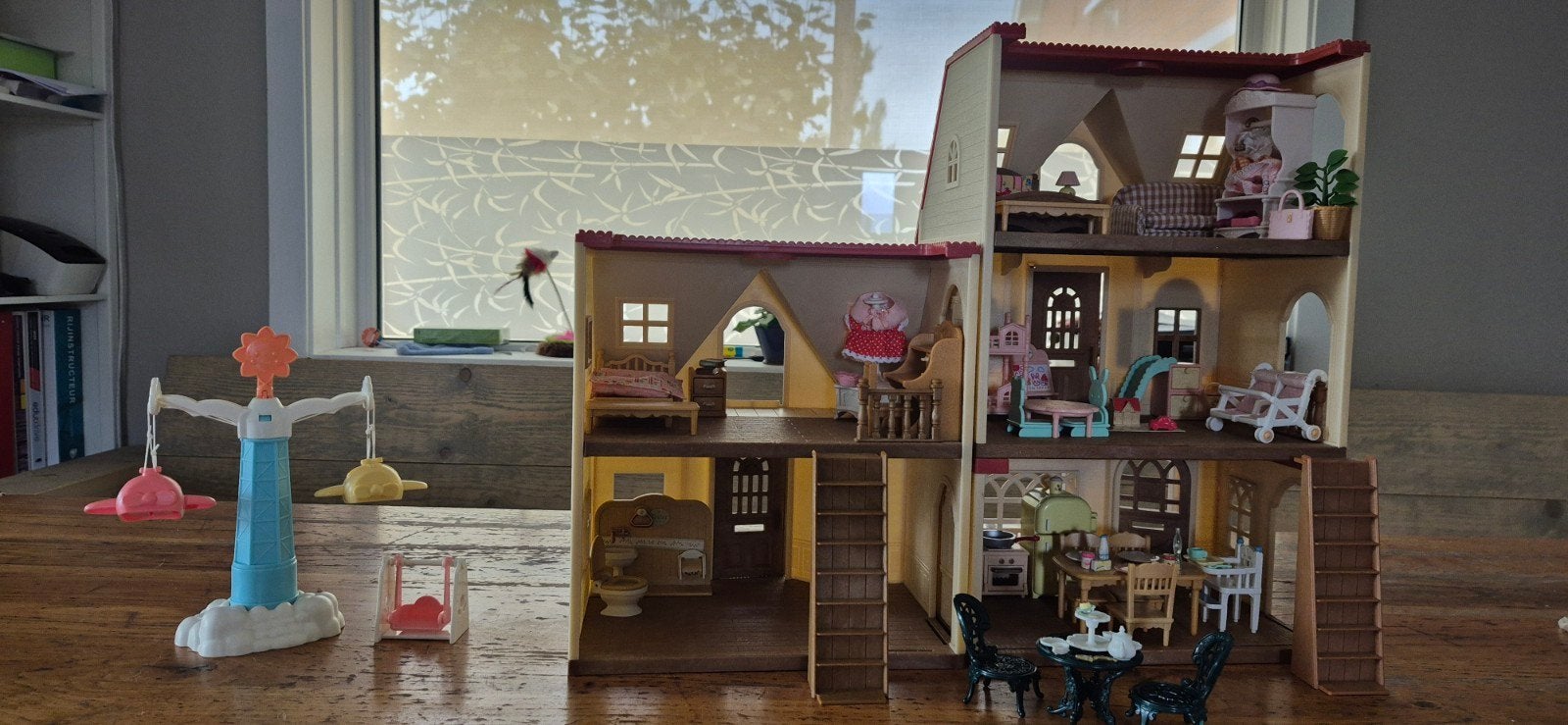 Sylvanian families - poppenhuis, Ophalen of Verzenden, Zo goed als nieuw, Poppenhuis