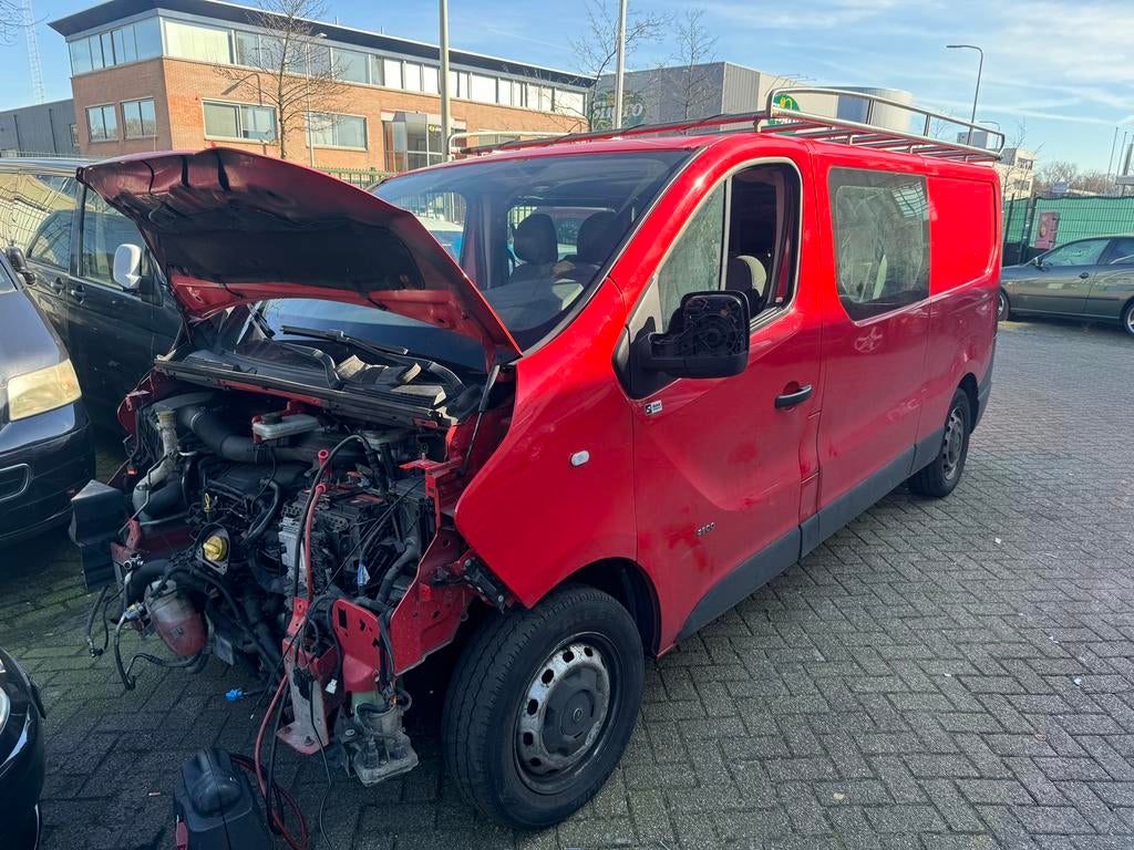 HEB JE EEN BUS TE KOOP WIJ KOPEN HEM GRAAG HOGE PRIJS !!, Auto's, Bestelauto's, 4 cilinders, Bedrijf, 1598 cc, Te koop