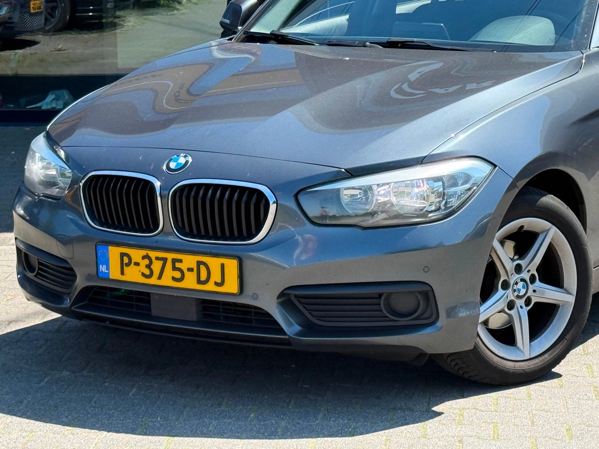 BMW 1-serie 116d Centennial High Executive ACC/STLVRM/PDC/LA, Auto's, Gebruikt, 116 pk, Bedrijf, 140 €/maand