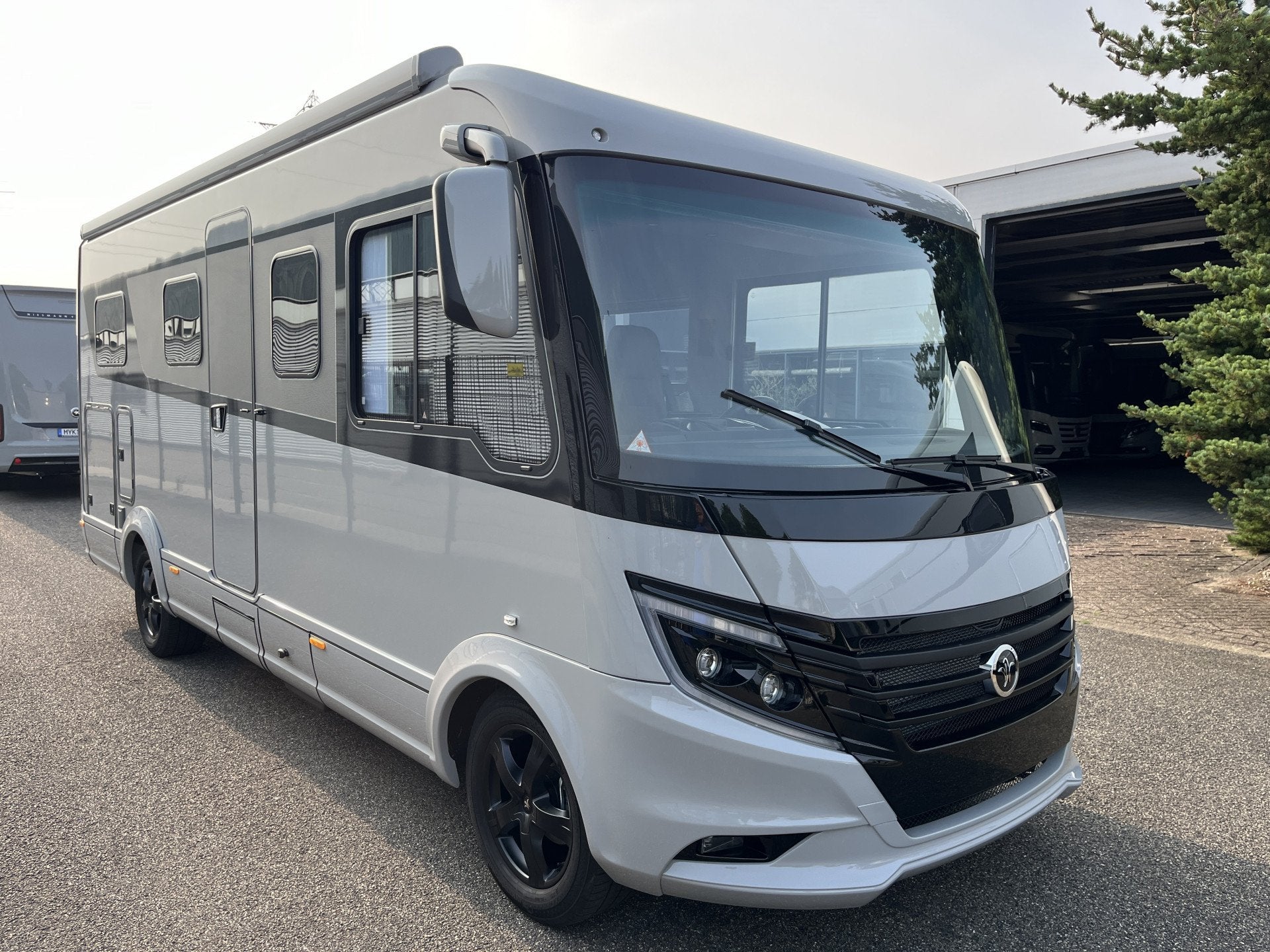 Caravans And Camping Niesmann