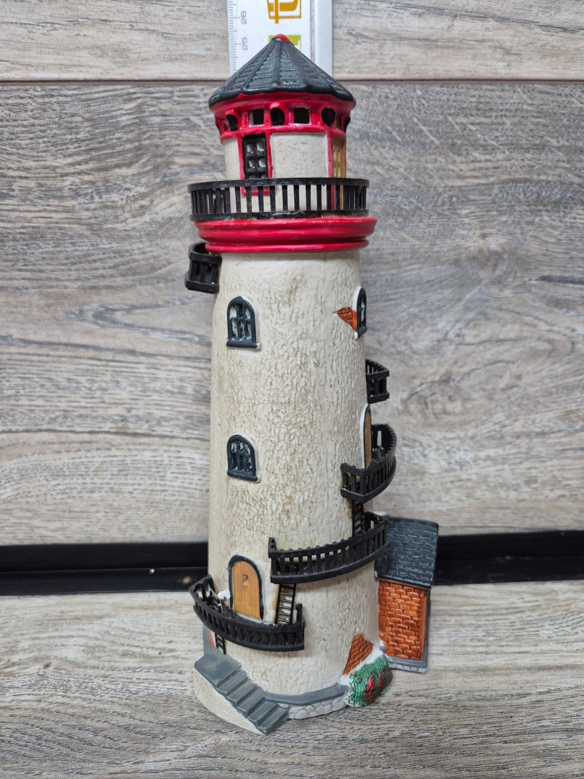 Lemax vuurtoren gepimpt zonder licht kerstdorp kersthuisjes, Ophalen of Verzenden, Zo goed als nieuw