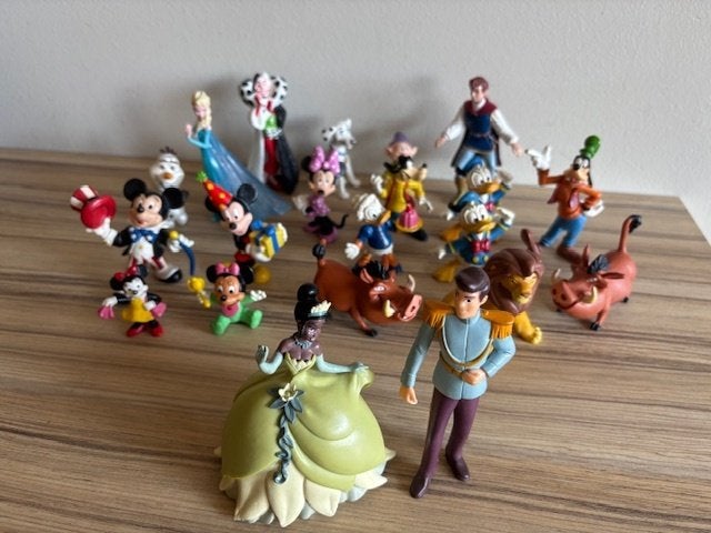 Bullyland figuurtjes 21 stuks totaal zie alle foto's, Ophalen of Verzenden, Overige figuren, Zo goed als nieuw, Beeldje of Figuurtje