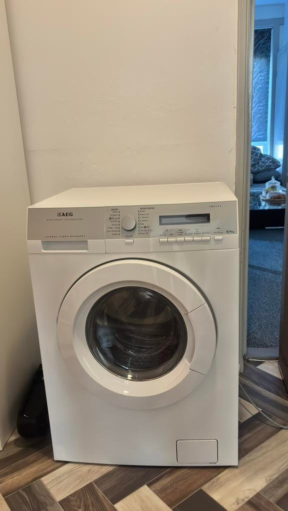 AEG Lavamat Turbo Wasmachine & Droger Wast 8kg / Droogt 4kg), Witgoed en Apparatuur, Ophalen, Zo goed als nieuw, 1200 tot 1600 toeren