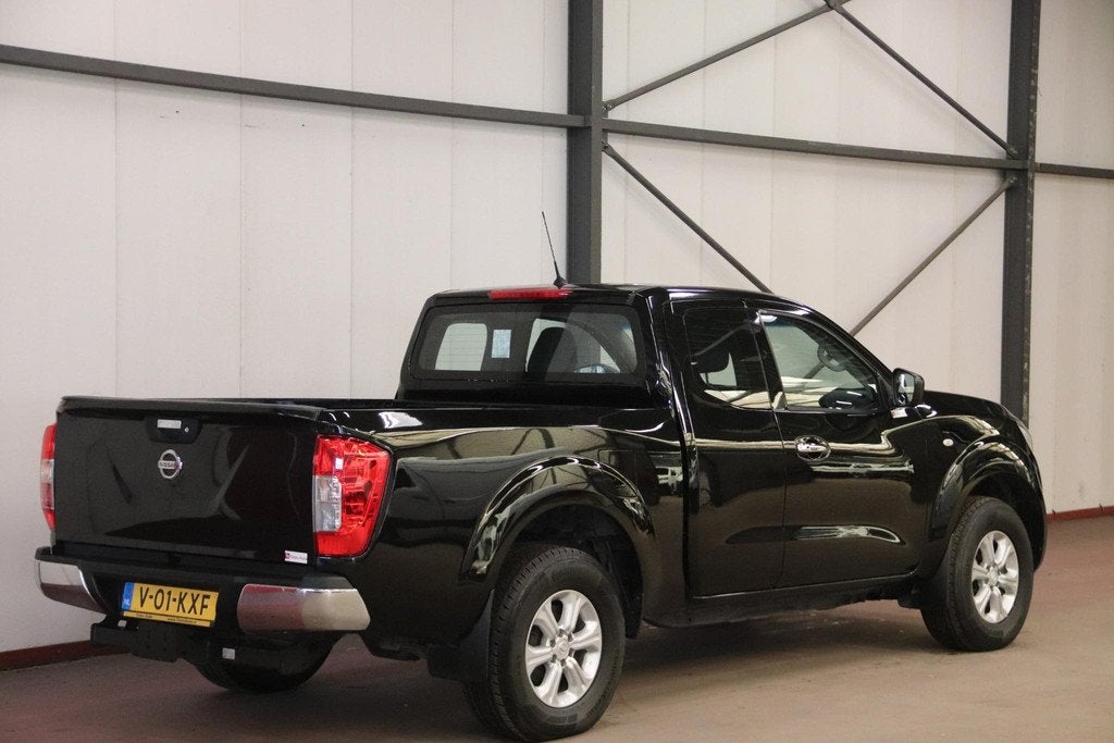 Nissan NAVARA 2.3 dCi PICK UP 4X4, Stof, Gebruikt, 4 cilinders, Startonderbreker