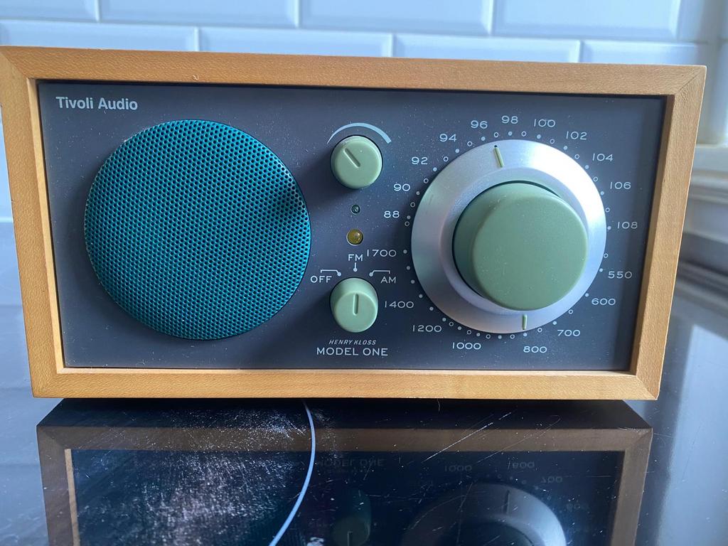 Tivoli Audio Model One Radio - Hout en Groen, Verzenden, Zo goed als nieuw, Radio