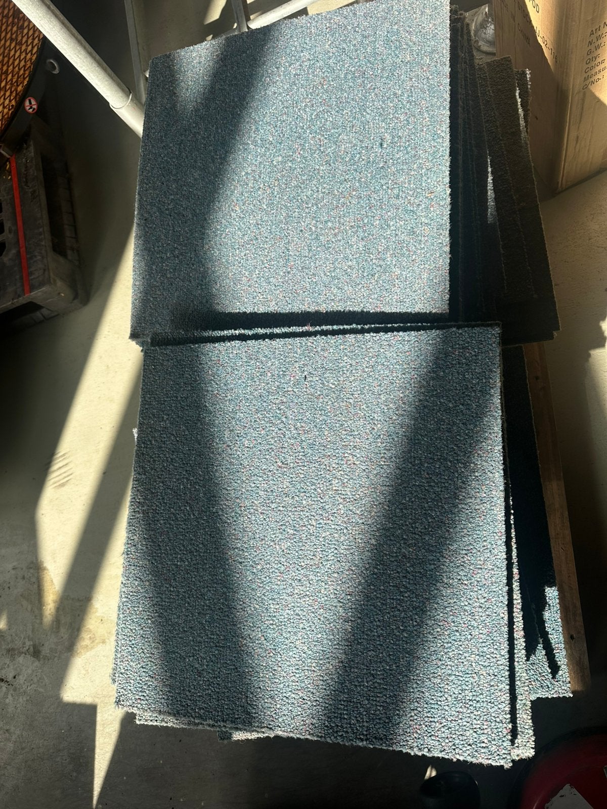 Tapijt tegels blauw, Ophalen, Blauw, Zo goed als nieuw, 25 tot 50 m²