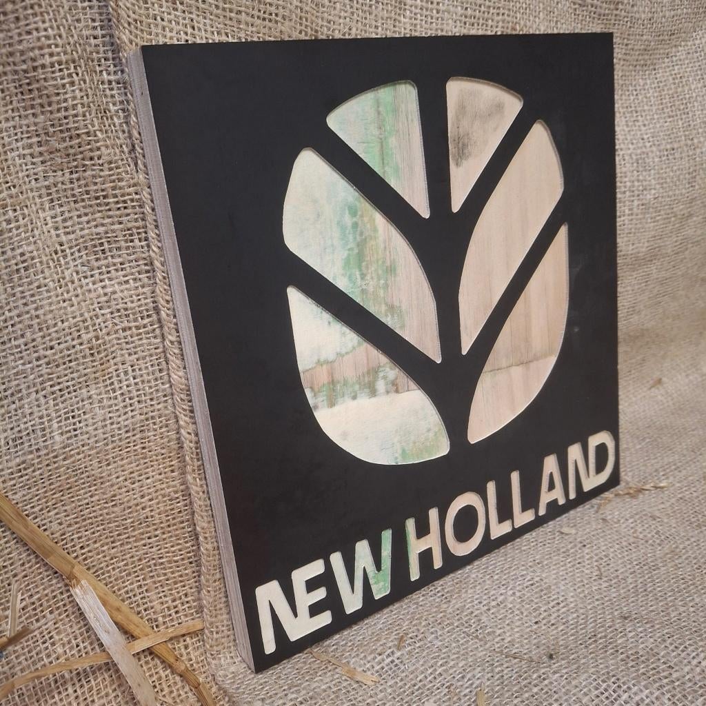New Holland Logo gefrees uit hout / betonplex, Ophalen of Verzenden, Nieuw