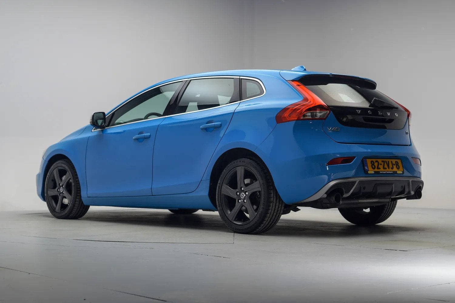 Volvo V40 T3 R-Design [ Navi Half Leder Climate Camera Cruis, Auto's, 1596 cc, Gebruikt, 4 cilinders, 150 pk