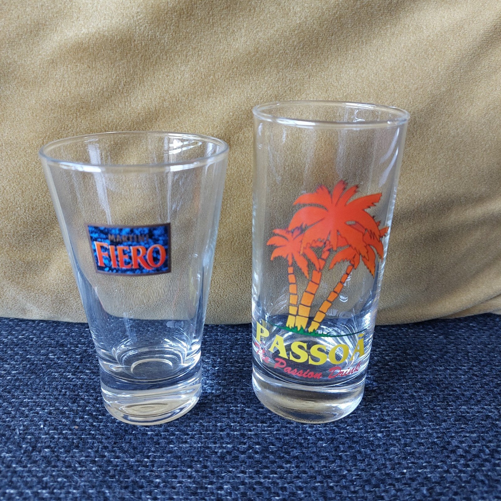 Twee vintage glazen: Martini Fiero en Passoa, Glas of Glazen, Gebruikt, Overige merken, Vintage