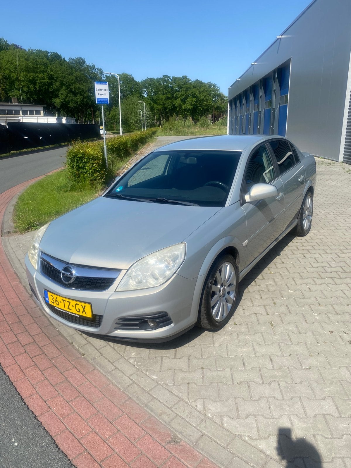 Opel Vectra 2.2 16V TEMPTATION 2007 NW APK, Auto's, Opel, Zwart, 4 cilinders, 715 kg, Vectra