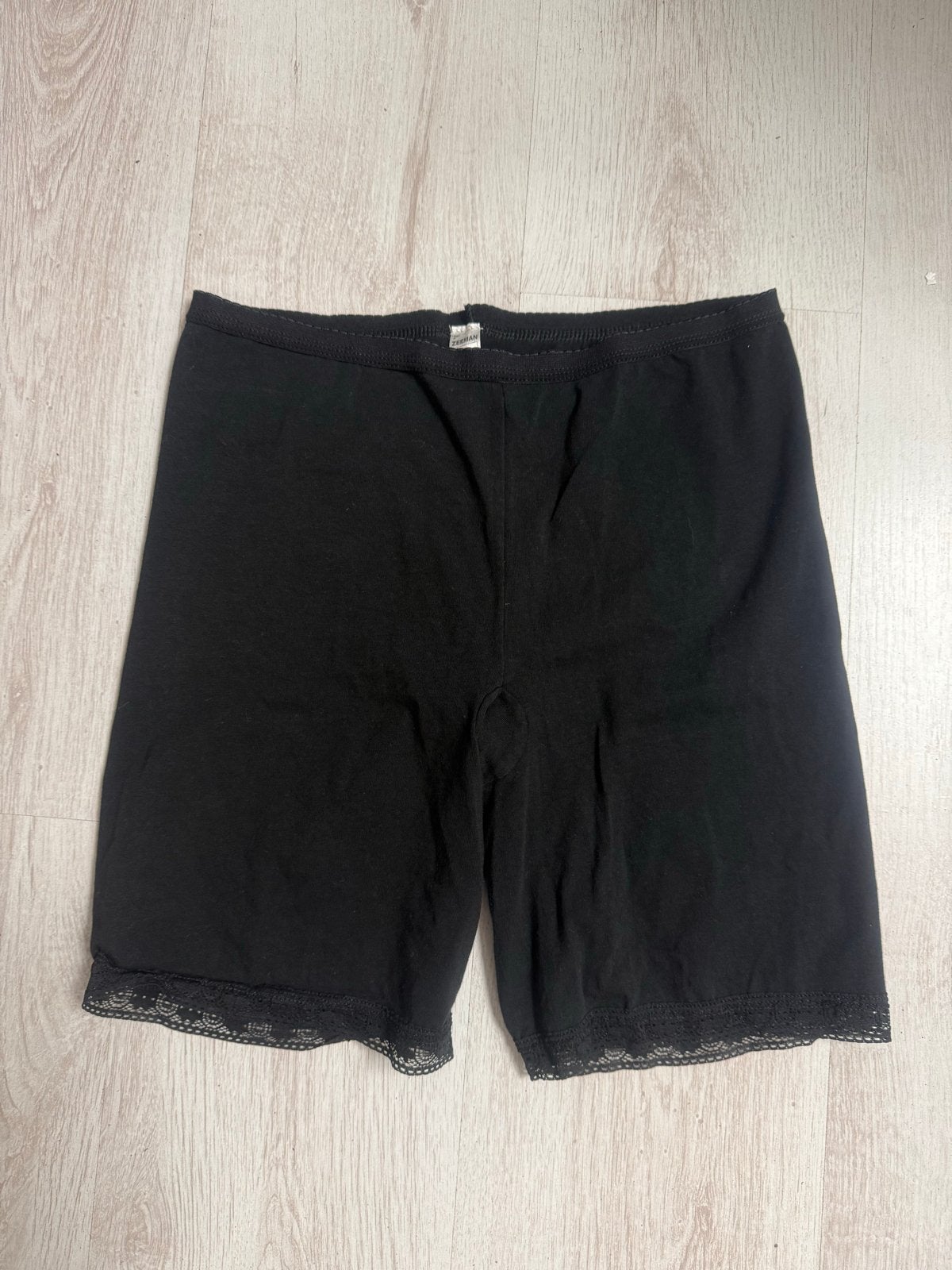 Zeeman Zwarte Legging Maat XL met Kant, Kleding | Dames, Leggings, Maillots en Panty's, Zwart, Ophalen of Verzenden, Gedragen