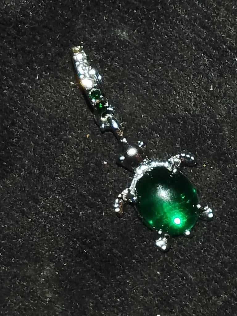 Bedel schildpad met groene steen, Ophalen of Verzenden