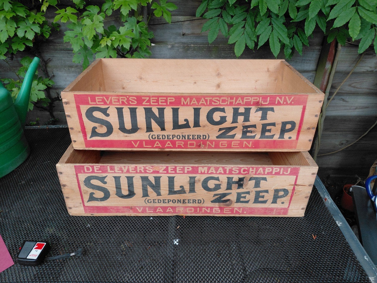 2 oude maar bijzonder gave zeepkistjes. Sunlight zeep, Antiek en Kunst, Verzenden
