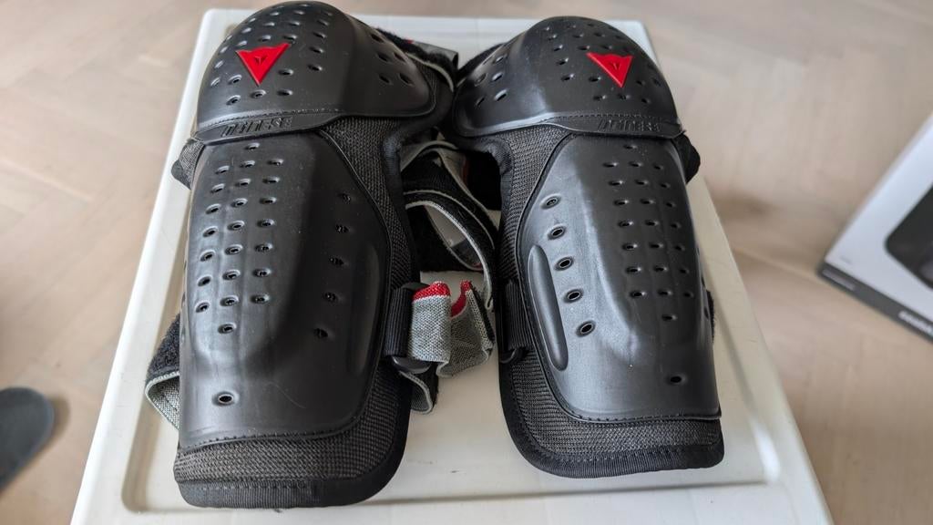 Dainese kniebeschermers maat XS - Goede staat, Ophalen of Verzenden, Gebruikt
