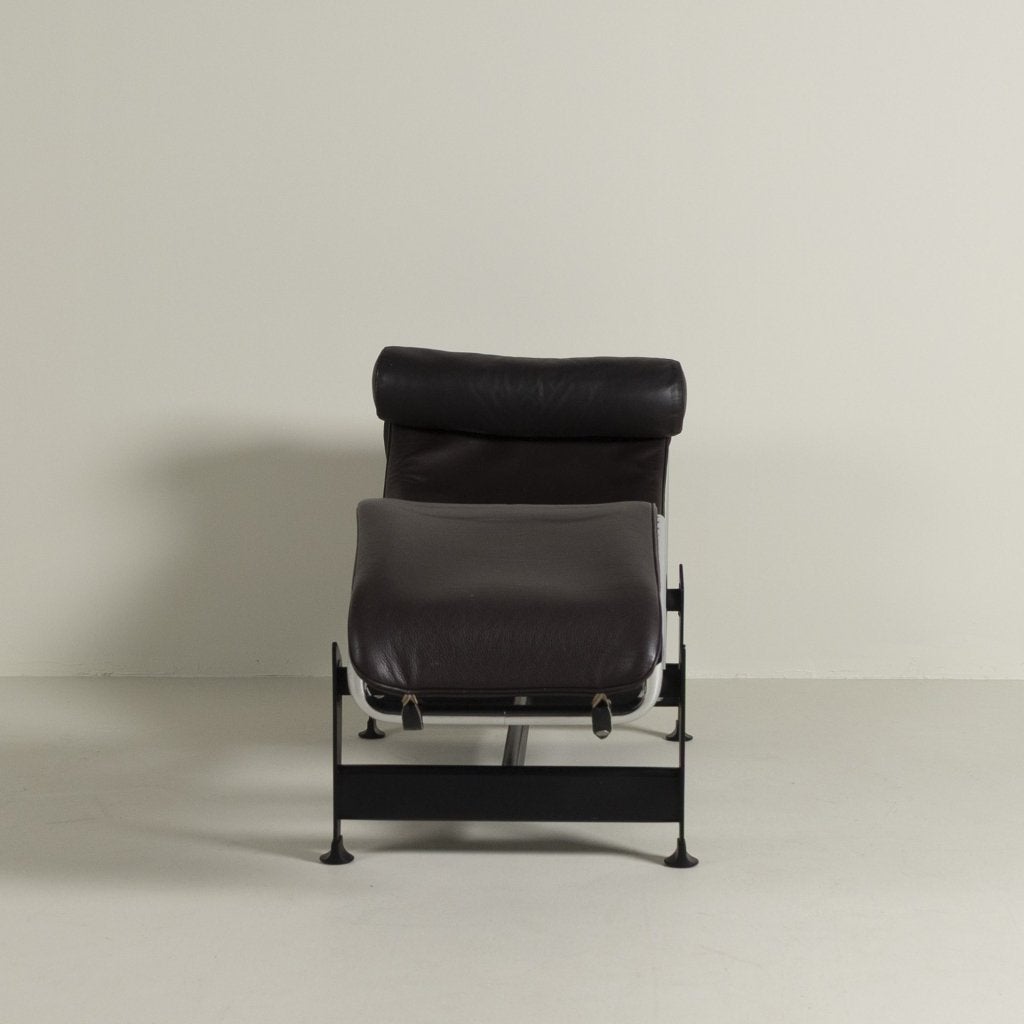 Cassina LC4 Chaise Longue Donkerbruin Leer, Cassina, Zo goed als nieuw, Niet ingevuld, Niet ingevuld