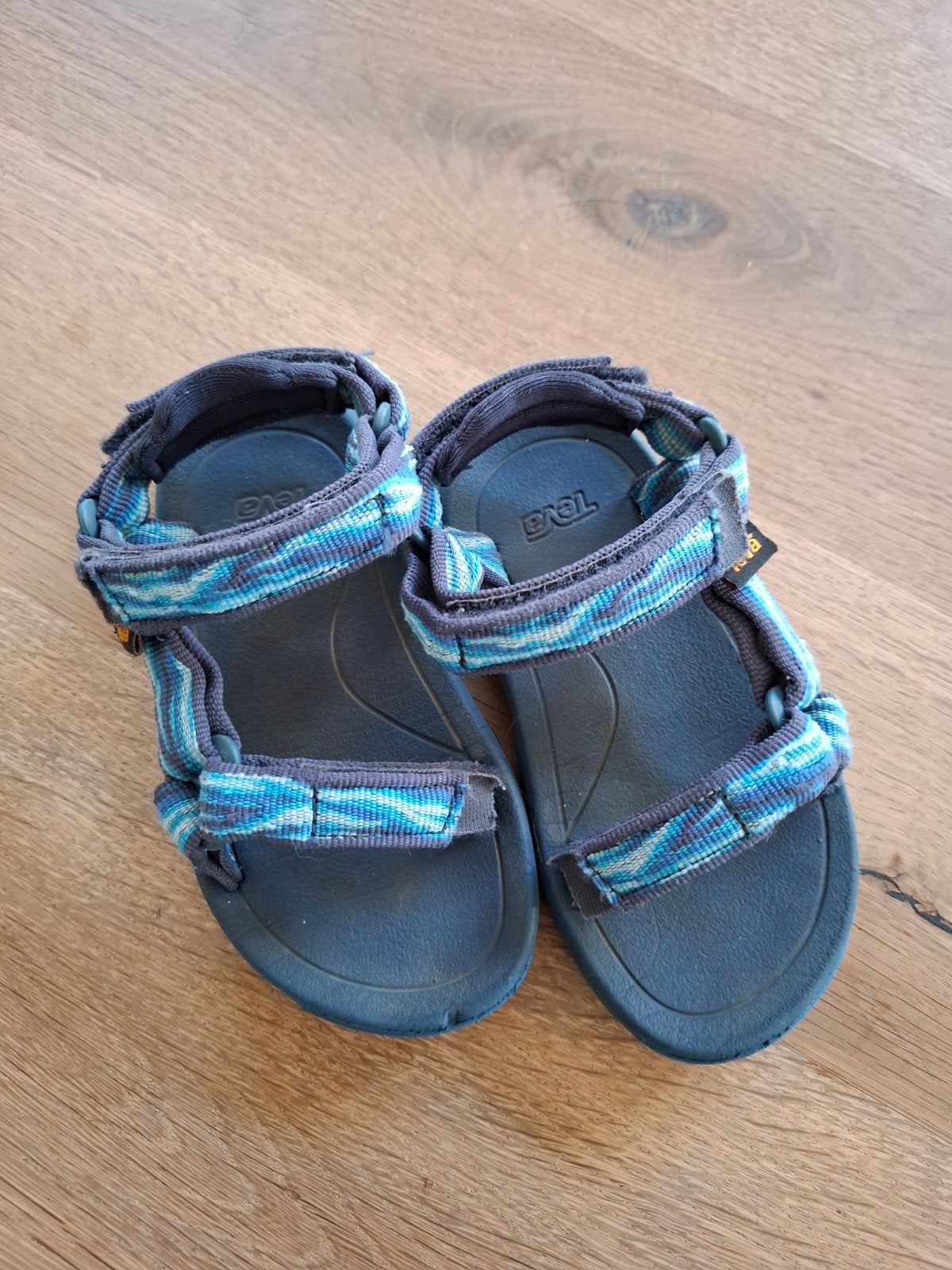 Teva sandalen maat 22/23 voor jongens of meisjes, Ophalen of Verzenden, Gebruikt, Teva, Jongen of Meisje