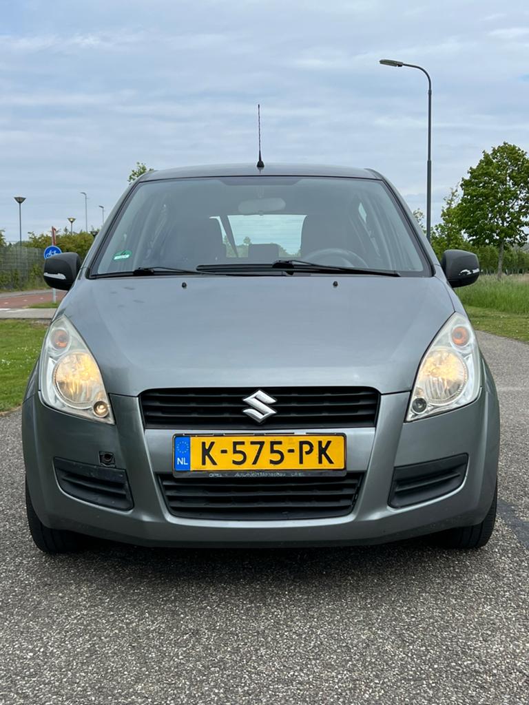 Suzuki Splash 1.0 2009 Grijs, Auto's, 31 €/maand, 996 cc, Handgeschakeld, Particulier