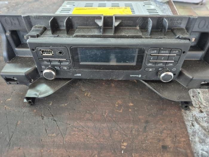 Radio van een Renault Kangoo, Auto-onderdelen, Gebruikt, -, Renault, -