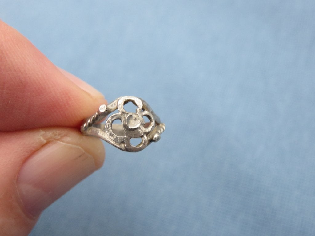 Antiek ringetje in zilver met klaverblad - 20e eeuw, Ophalen of Verzenden, Zilver, Ring