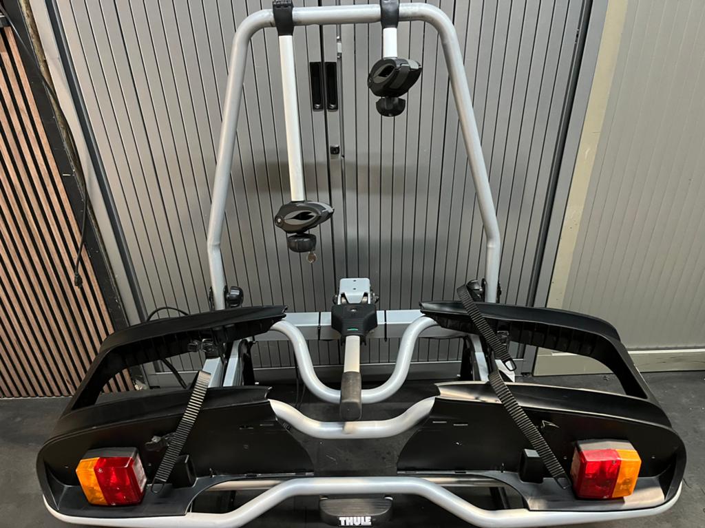 Thule 916 fiedtendrager, Auto diversen, Ophalen, Elektrische fiets, Zo goed als nieuw, 2 fietsen