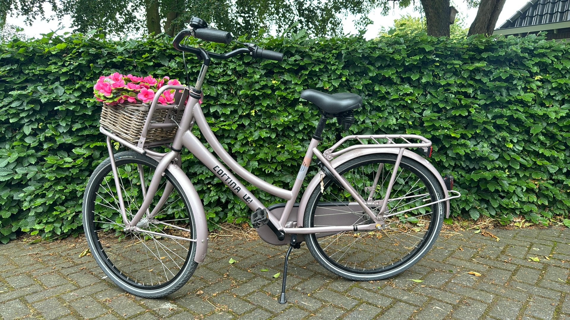 Te koop Cortina L4 fiets 3 versnellingen - roze parelmoer, Fietsen en Brommers, Ophalen, Zo goed als nieuw, 26 inch of meer, Versnellingen