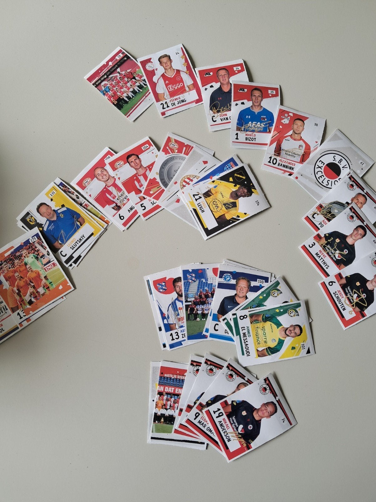 Voetbalplaatjes eredivisie 2018 2019 stapeltje, Ophalen of Verzenden, Plaatje