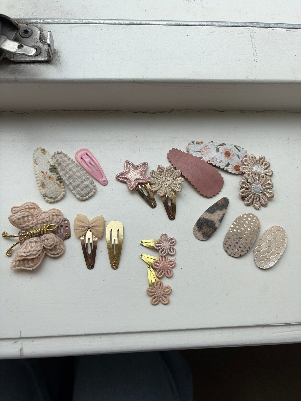 Leuke set haarspeldjes voor babymeisjes, Sieraden, Tassen en Uiterlijk, Uiterlijk | Haarverzorging, Ophalen of Verzenden, Gebruikt