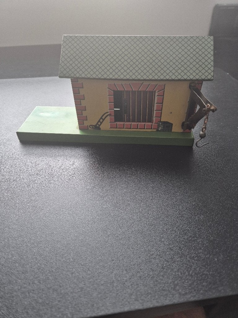 Blikken goederenloods spoor 0, Ophalen of Verzenden