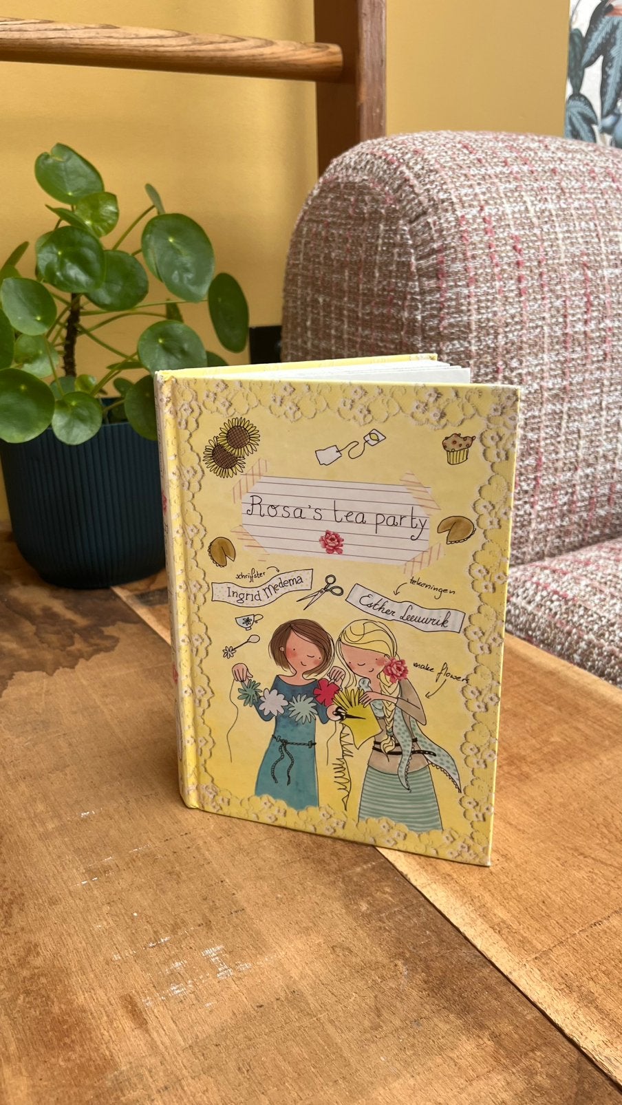Rosa's Tea Party - Ingrid Medema & Esther Bouwman, Ophalen of Verzenden, Zo goed als nieuw, Fictie